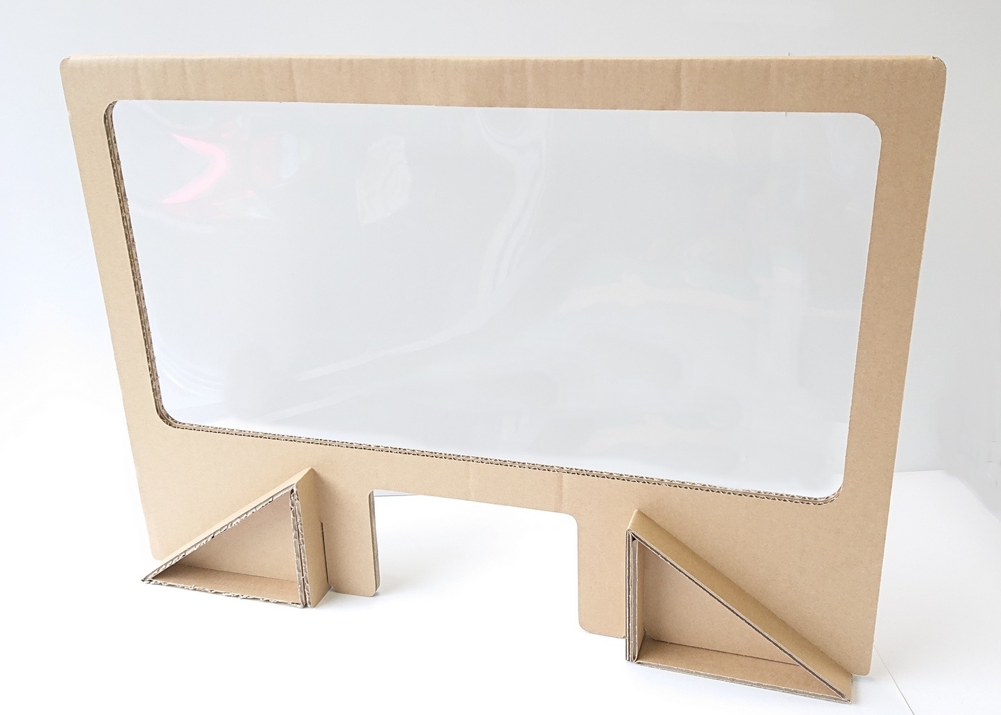 ダンボール製飛沫防止用パーテーション【緩衝材・梱包箱・貼り箱の株式会社サンエコー】