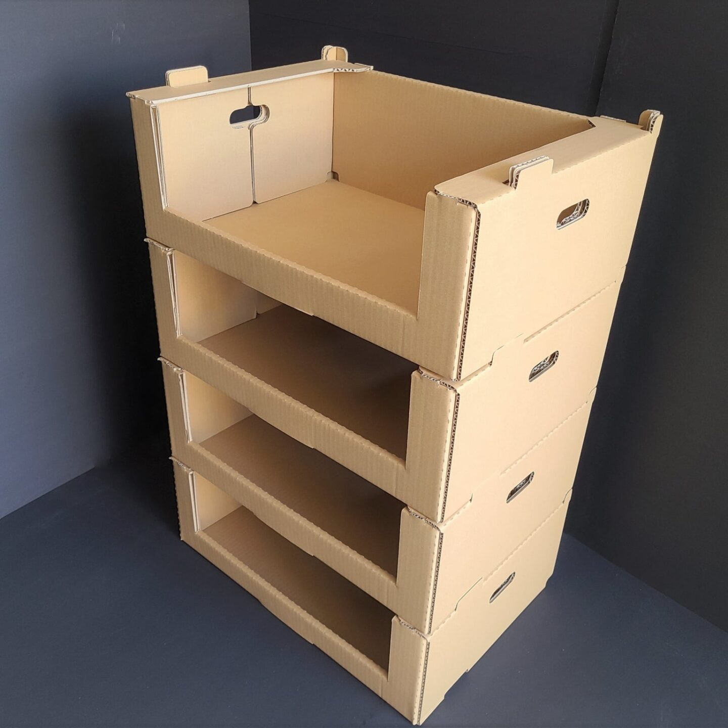 段積みできる段ボール製収納棚・スタッキングコンテナ