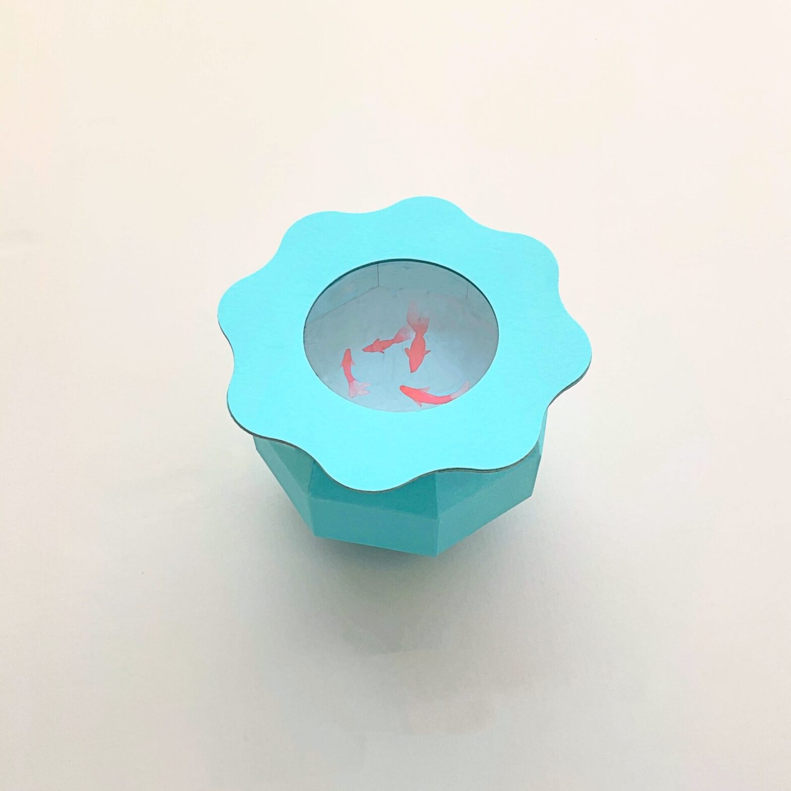 ギフトボックスとして使える夏にピッタリな金魚鉢の貼り箱